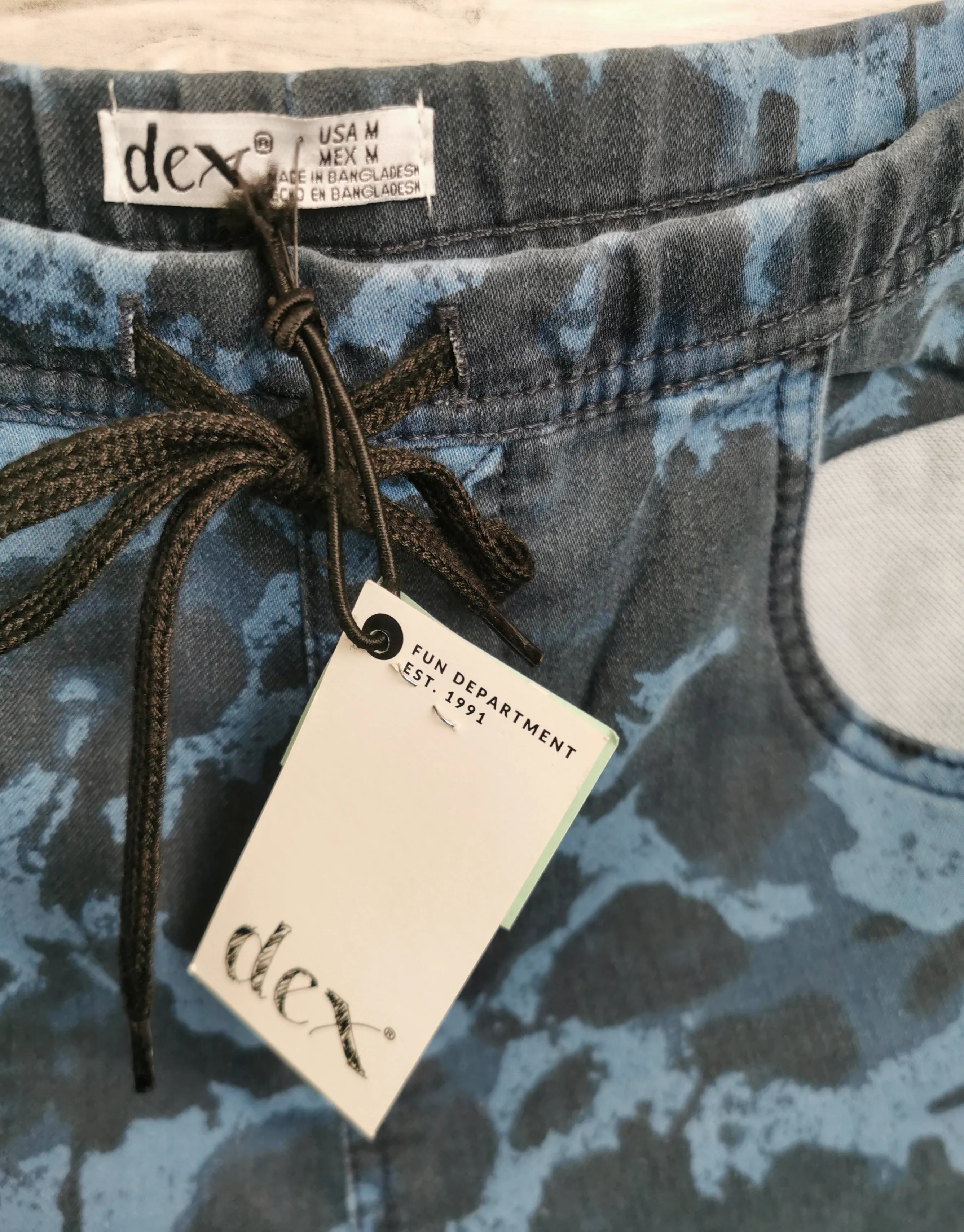 BOY SIZE MEDIUM (10 YEARS) - DEX Kids, Soft Knit Shorts NWT B54