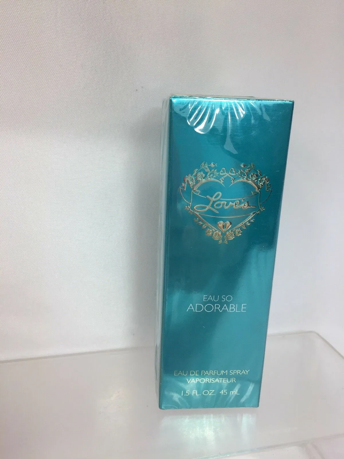 Dana loves eau so Adorable Parfum Spray 1.5oz