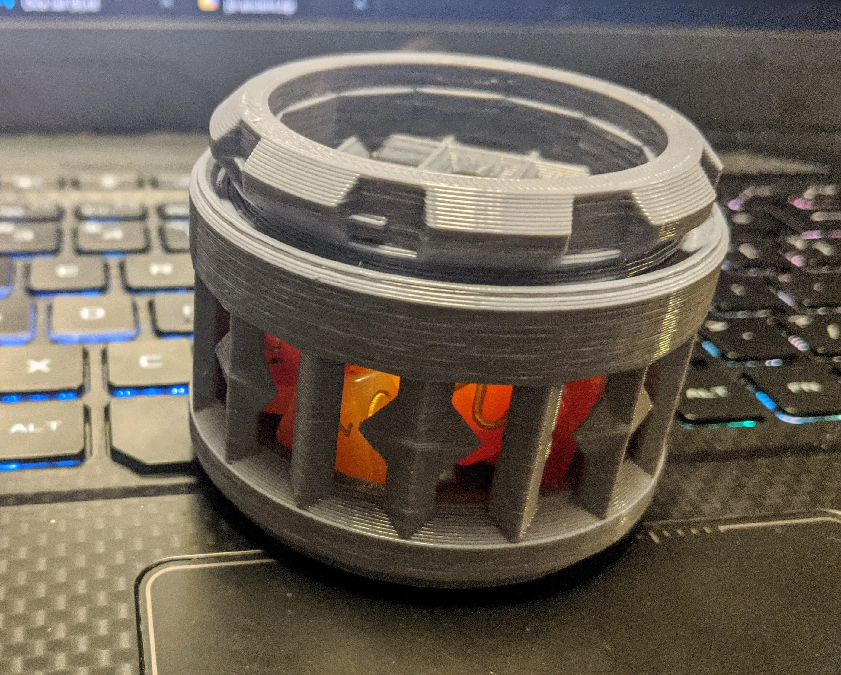 Dice Cages / Prisons / Jails / Cups for Dice Collectors - Round with Screw Cap - 3 Sizes: 2 to 12 Dice - Dungeons and Dragons - 3D Printed
