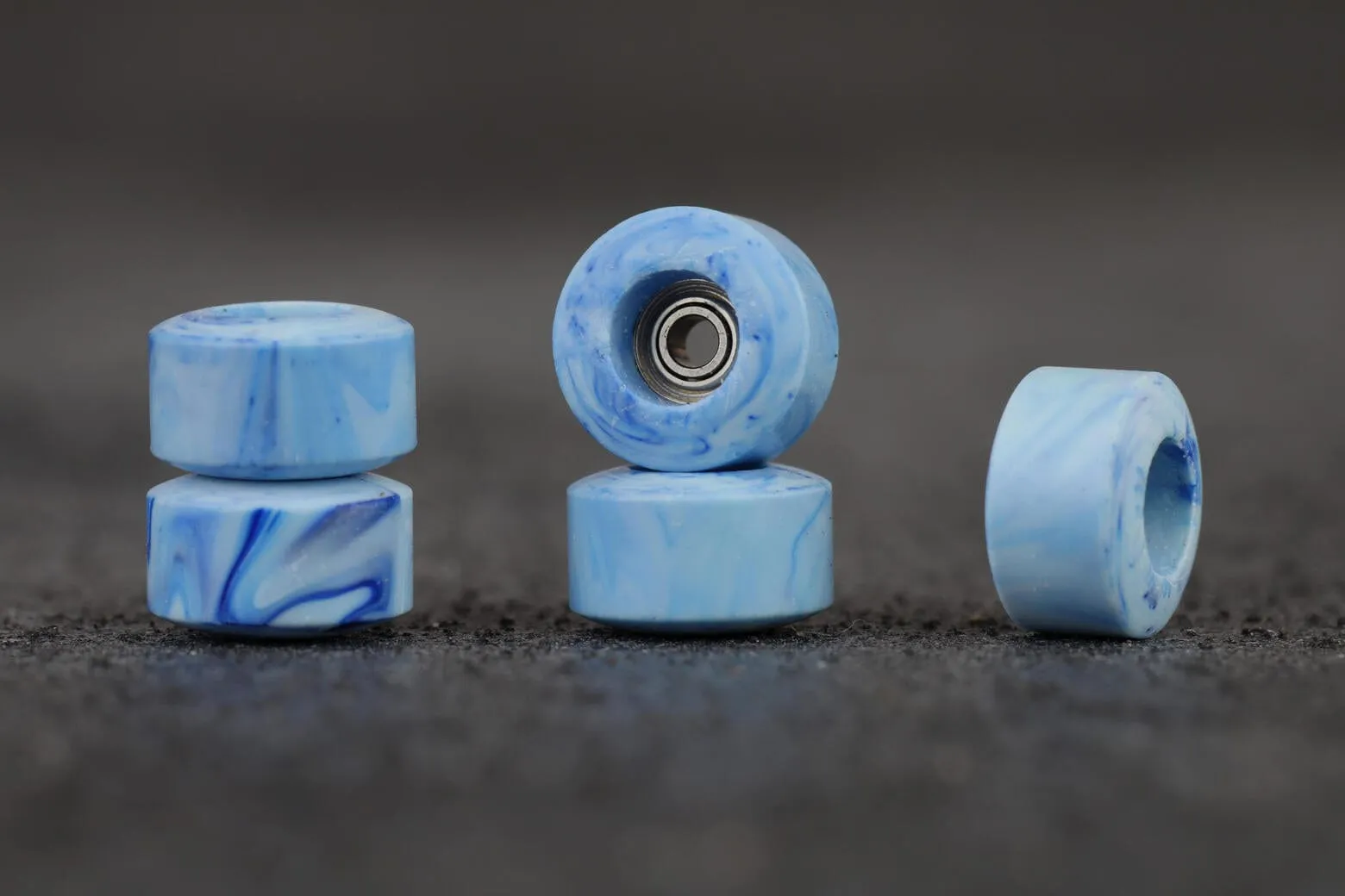 Dirty FB illPills -  Blue/White Swirl Urethane Fingerboard Wheels (70D Street Shape)