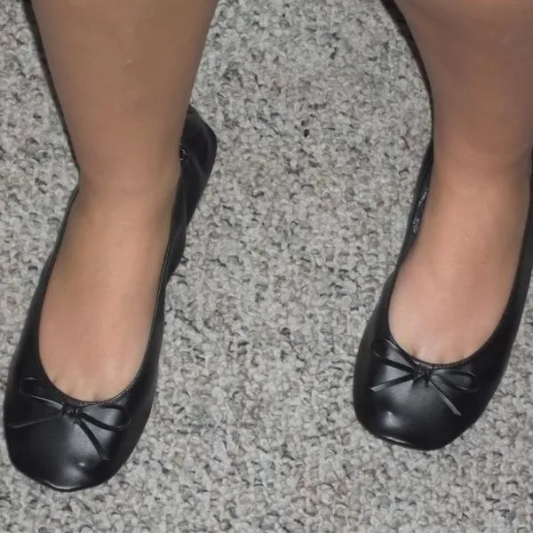 Dr. Scholl's Fast Flats Sizes 5-6