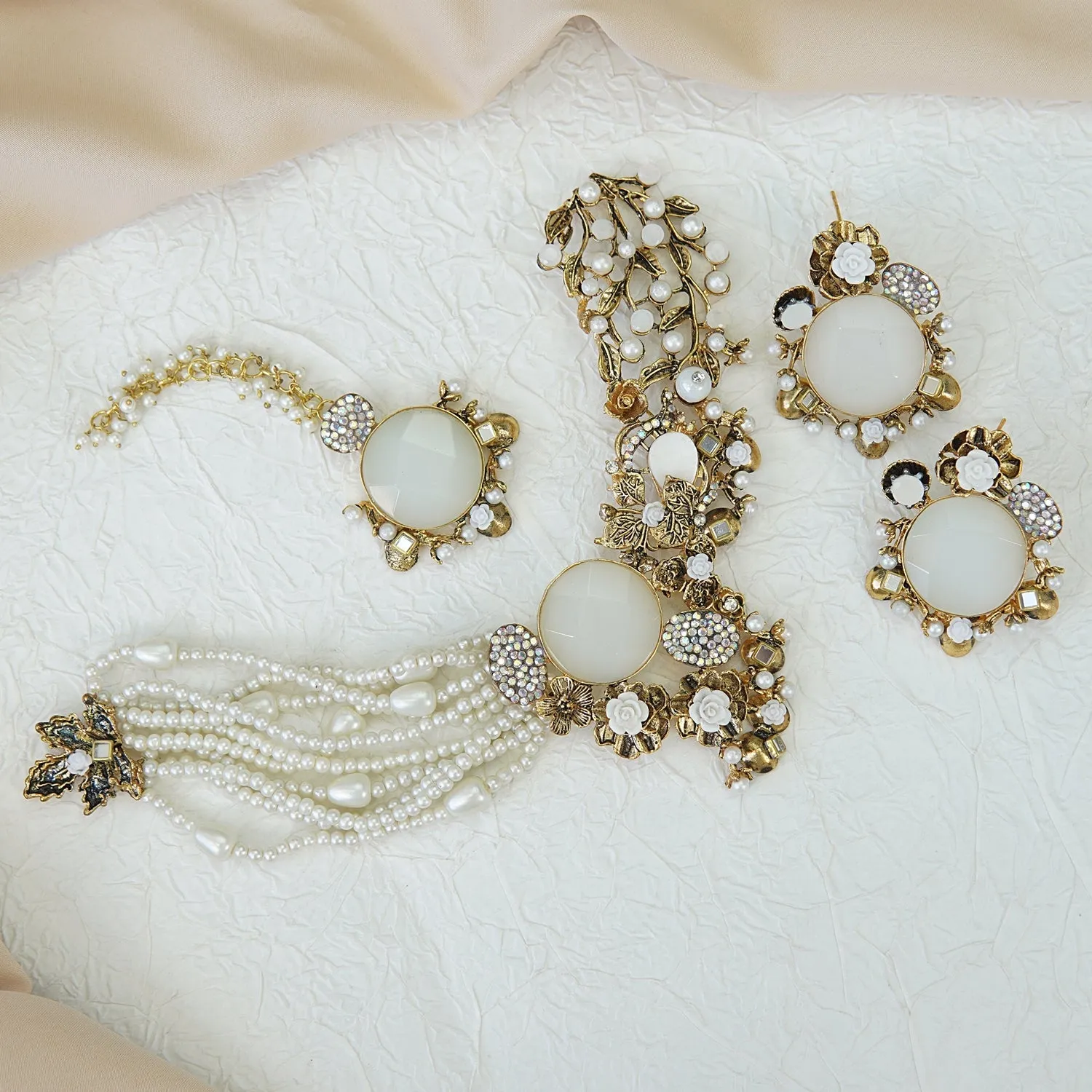 Exclusive Designer Necklace Set