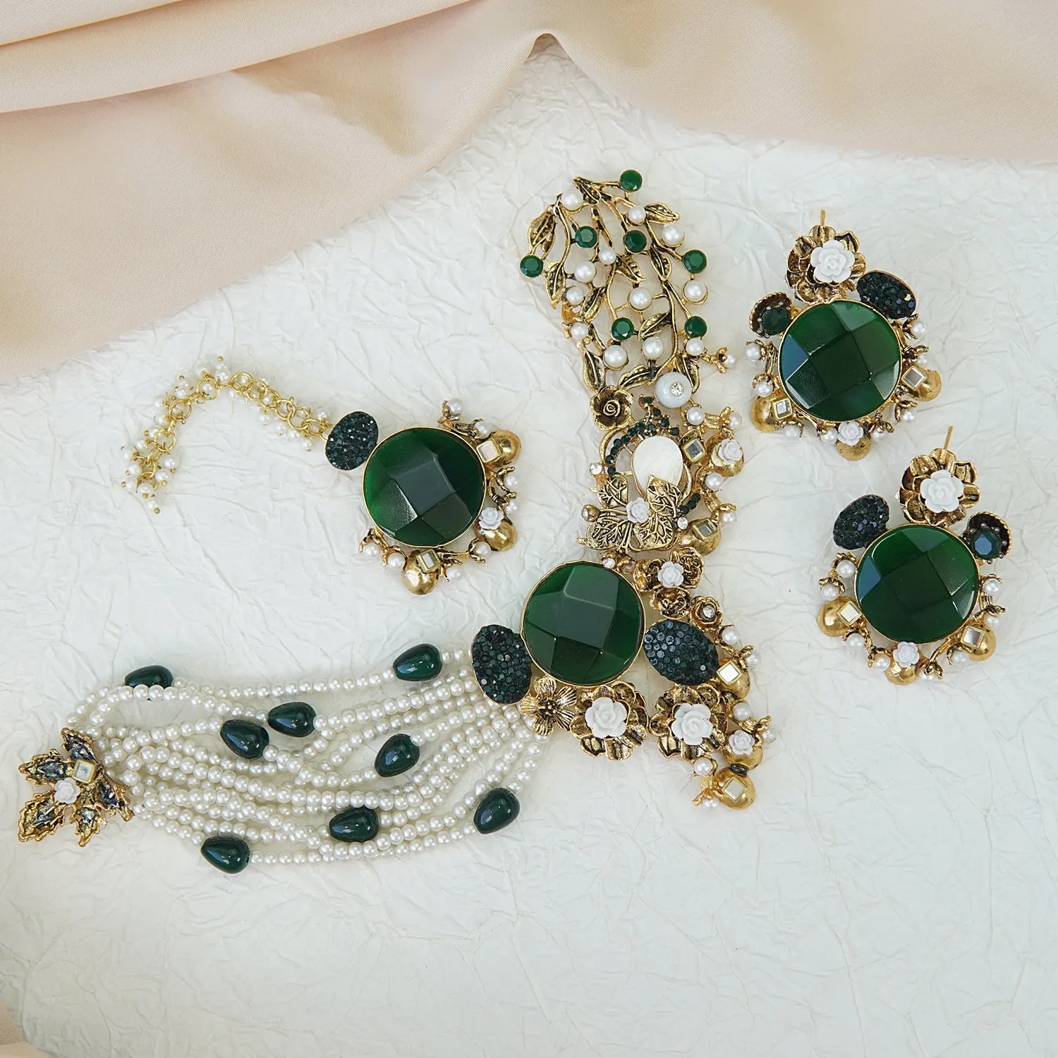 Exclusive Designer Necklace Set