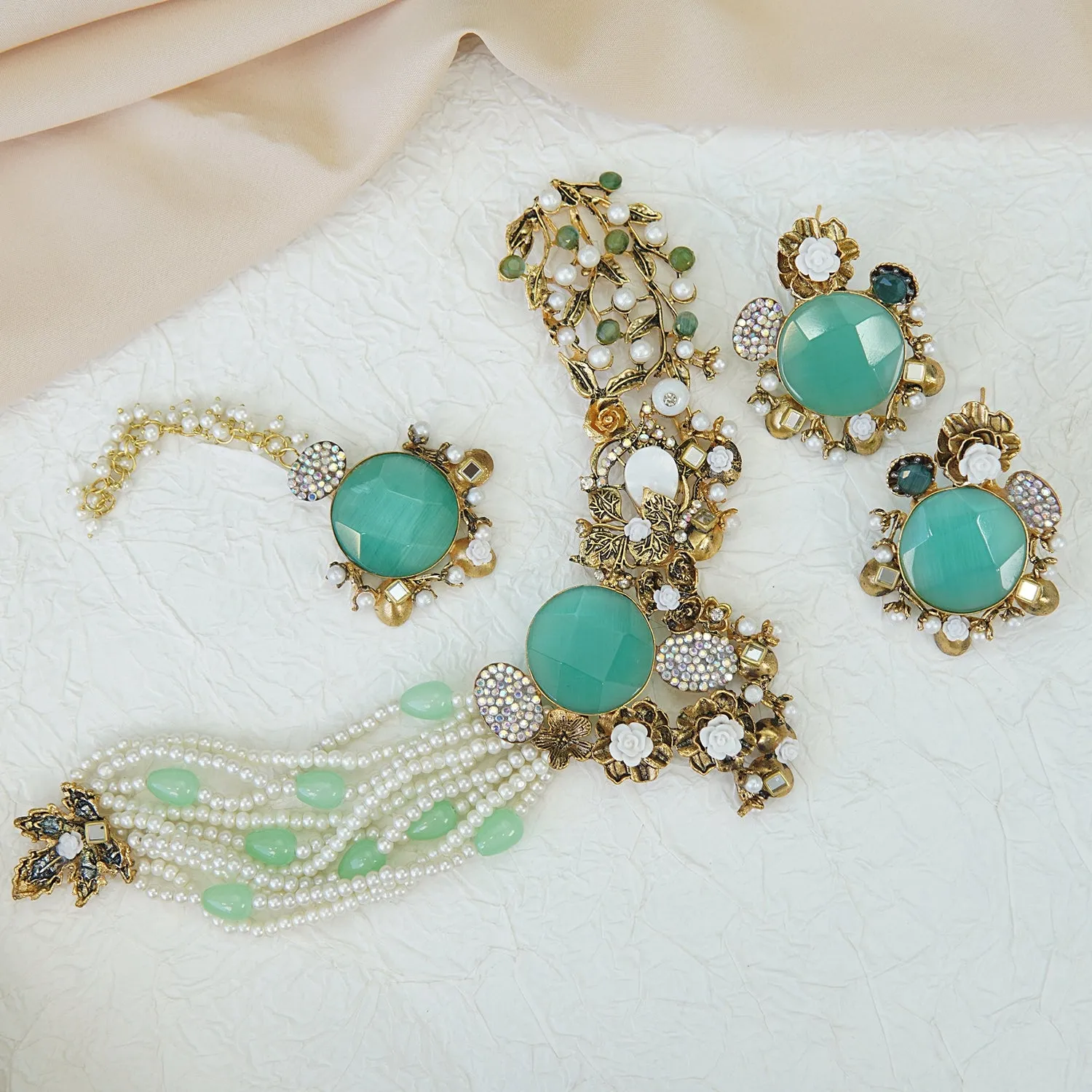 Exclusive Designer Necklace Set