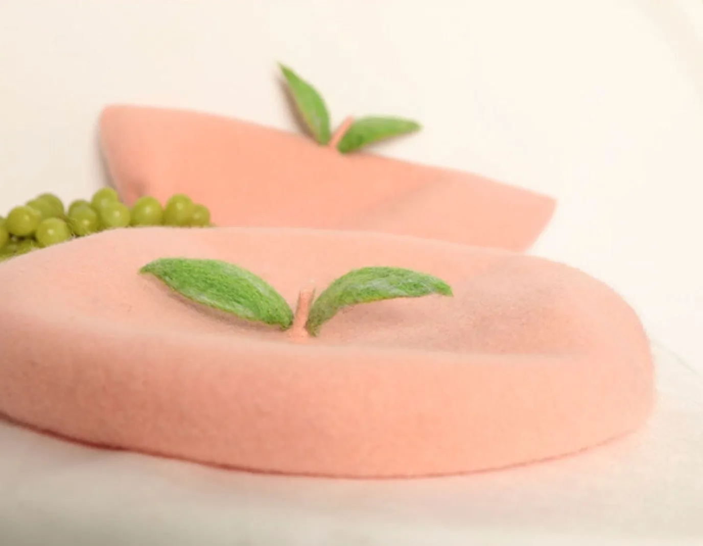 Juicy Peach Wool Beret