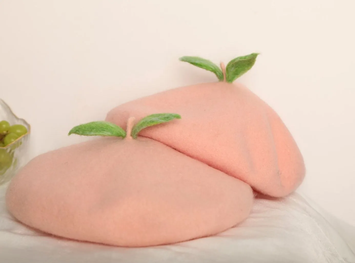 Juicy Peach Wool Beret