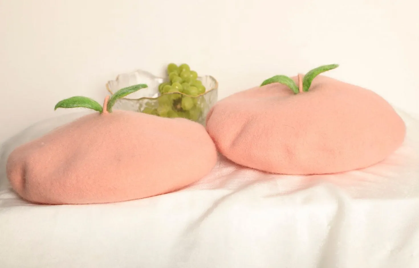 Juicy Peach Wool Beret