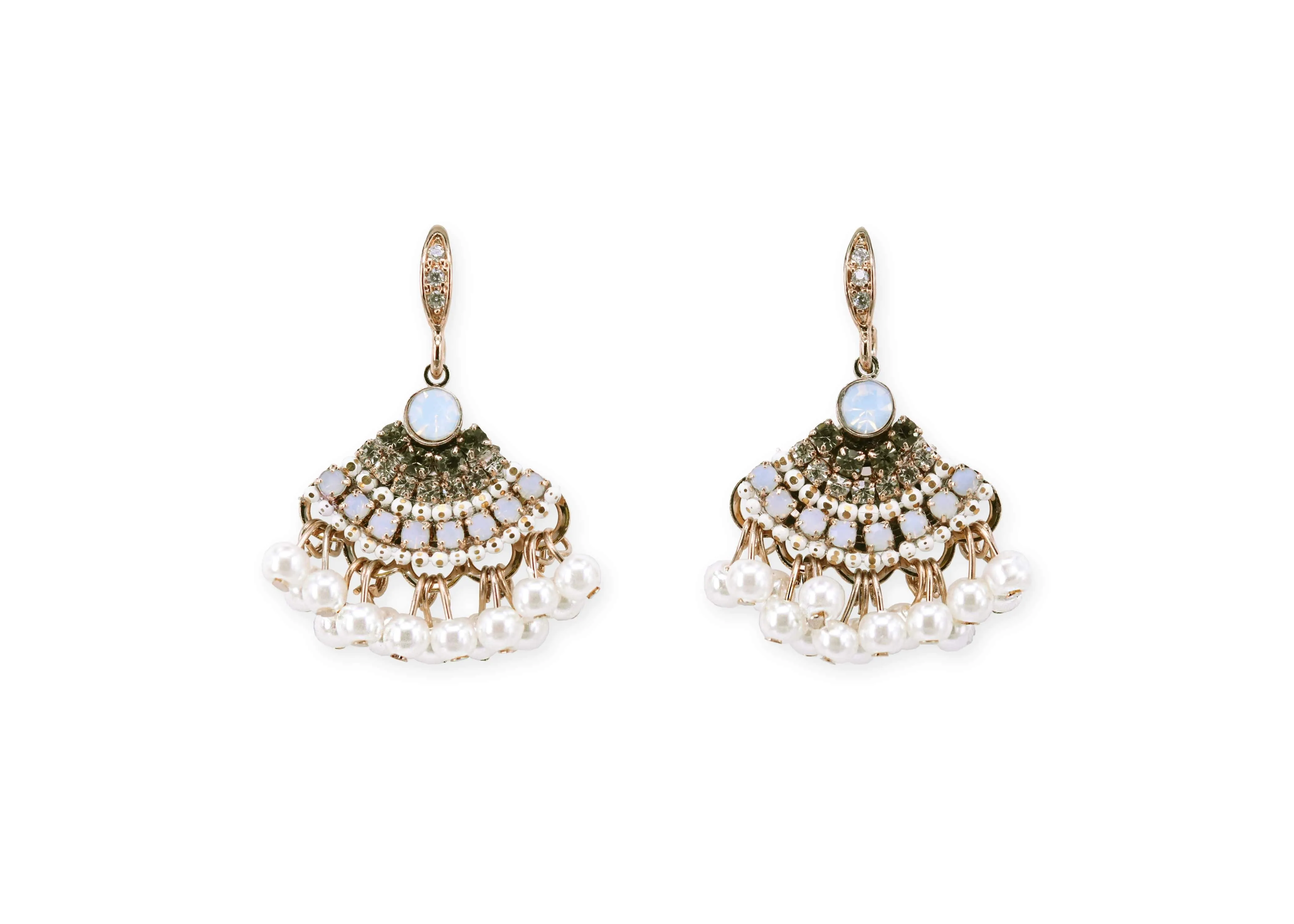 miniature fan shaped crystal studs