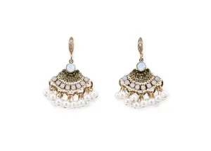 miniature fan shaped crystal studs