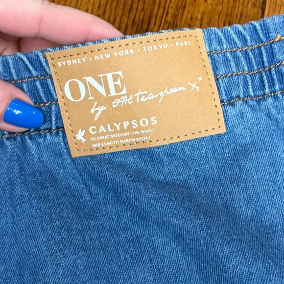 One Teaspoon Blue Calypsos Denim Harem Shorts - Size S NWT