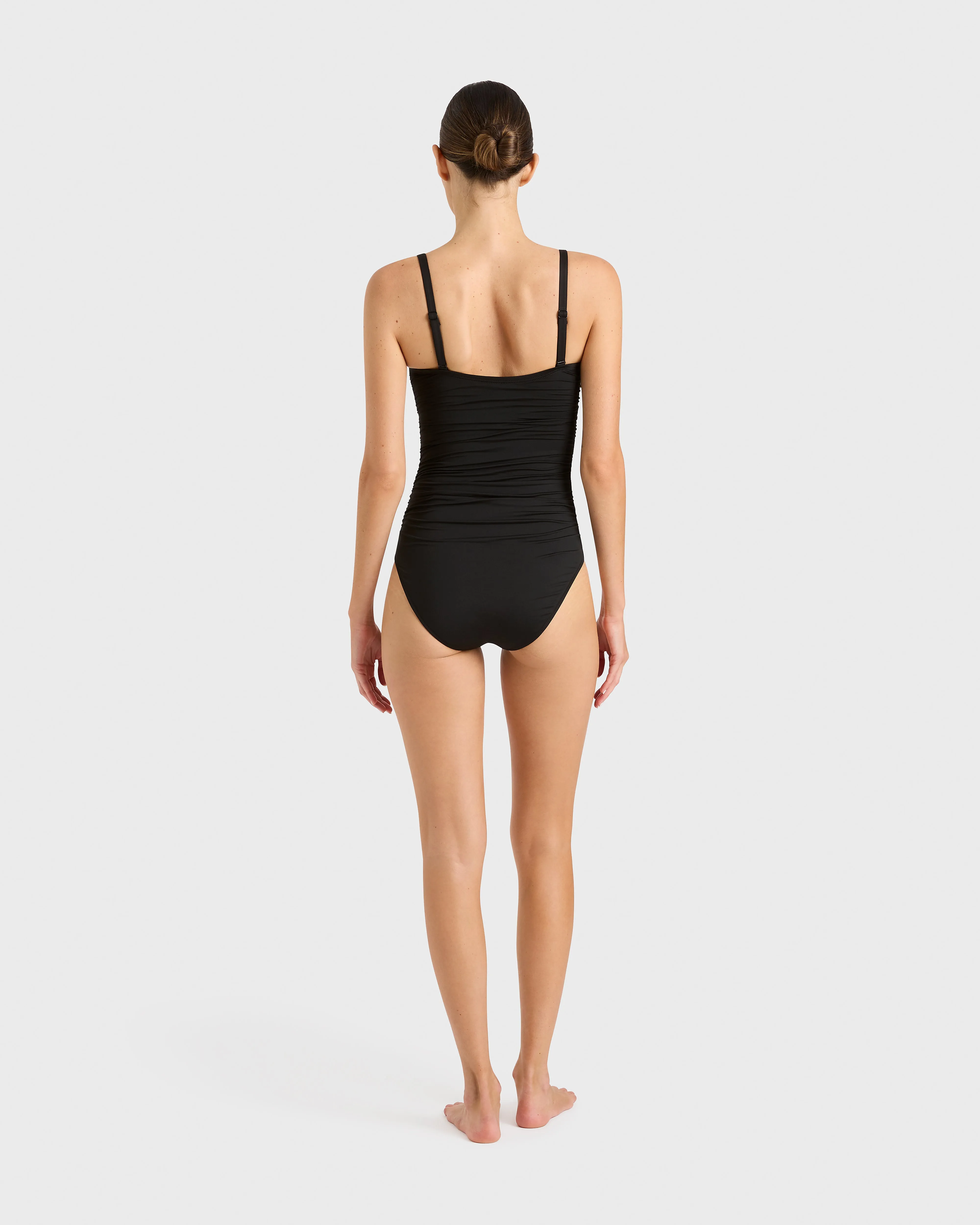 Raya One Piece - Black