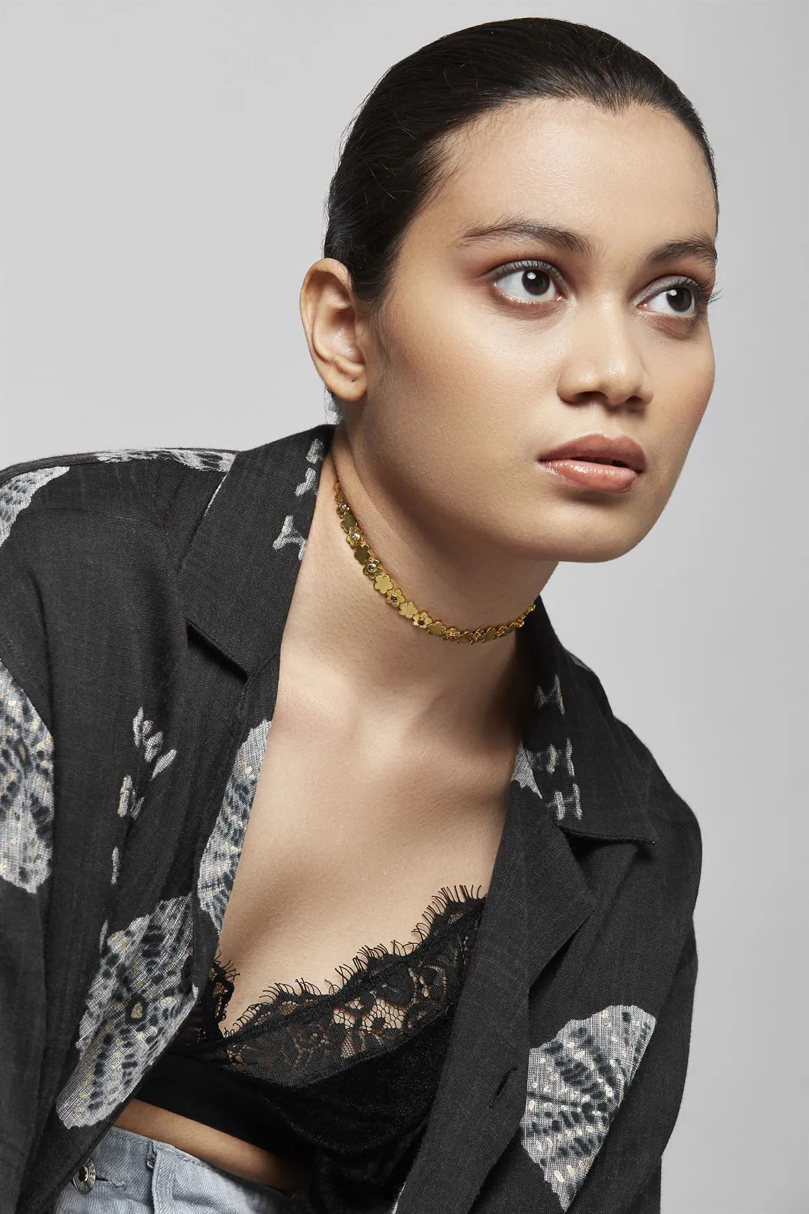 Roma Narsinghani Spine choker Choker The piece is set in brass, with 18KT gold finesse. Each piece is unique and handcrafted by our artisans. RNLOVE22