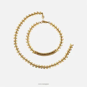Roma Narsinghani Spine choker Choker The piece is set in brass, with 18KT gold finesse. Each piece is unique and handcrafted by our artisans. RNLOVE22