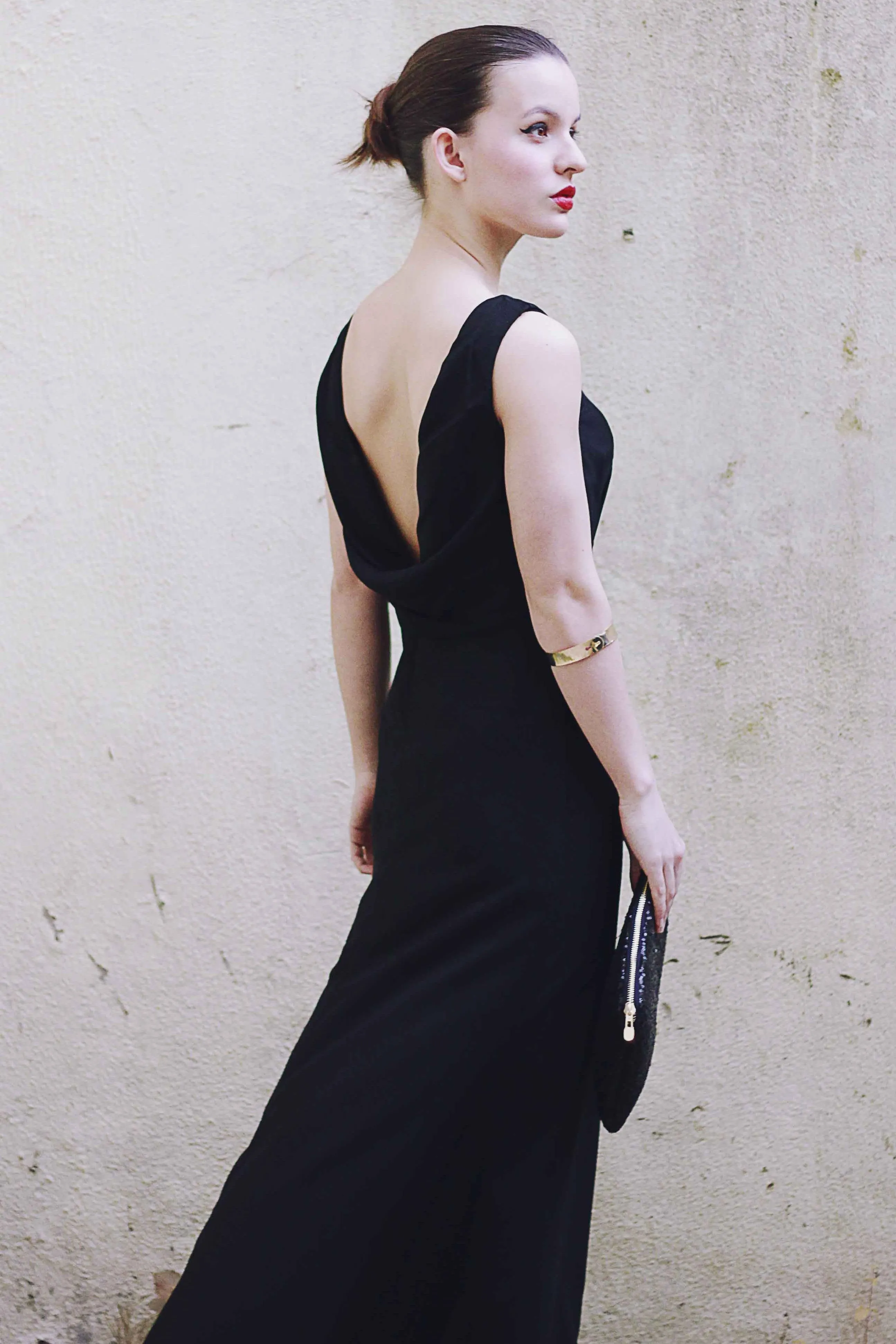 Sheath Small Round Collar Floor Length Front Slit Backless Chiffon Evening Dress