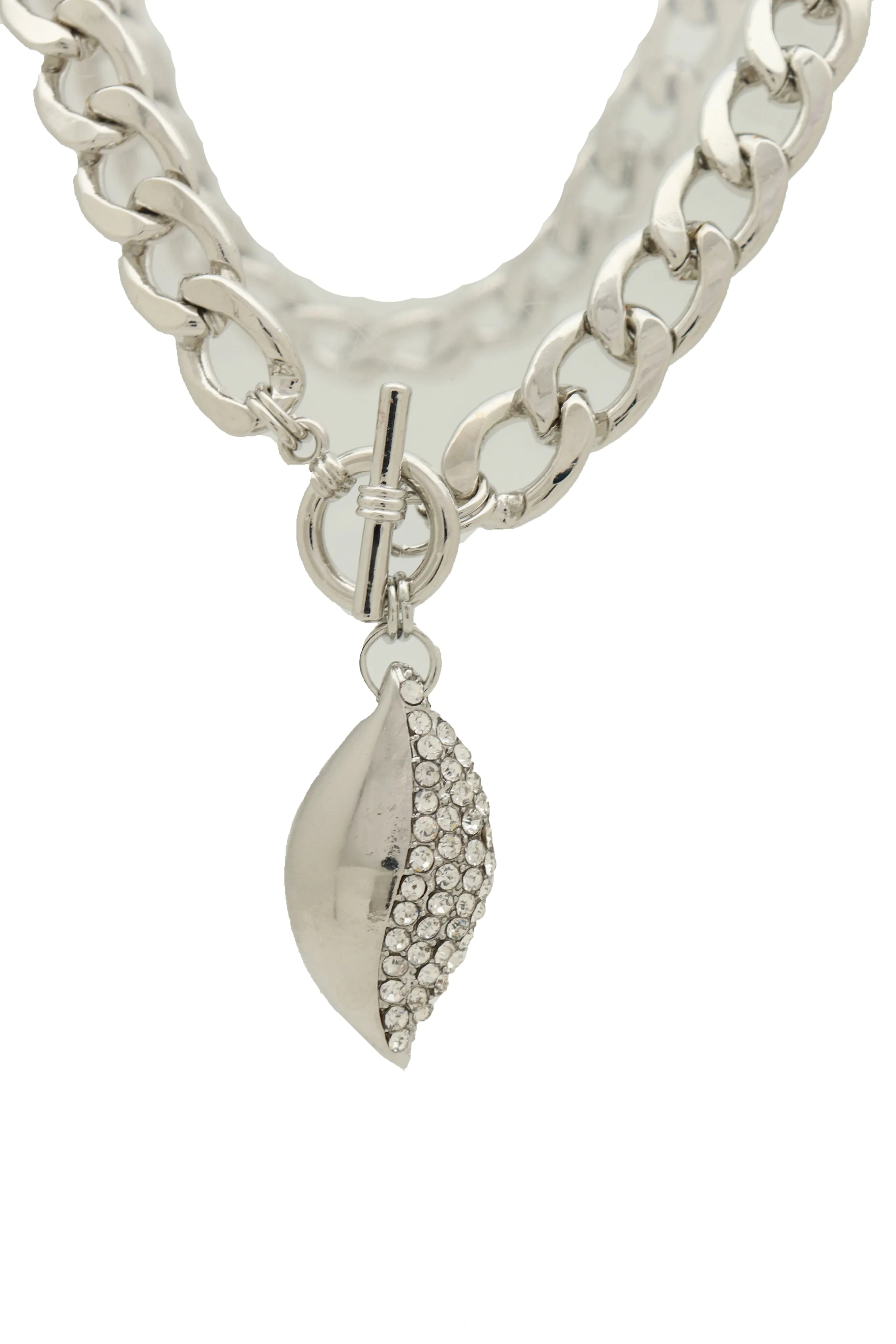Silver Metal Chain Links Necklace Leaf Bling Bean Pendant