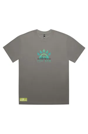 THE DEN UNLTD LOGO SACRED GROUND "FADED" T-SHIRT BLK TEXT