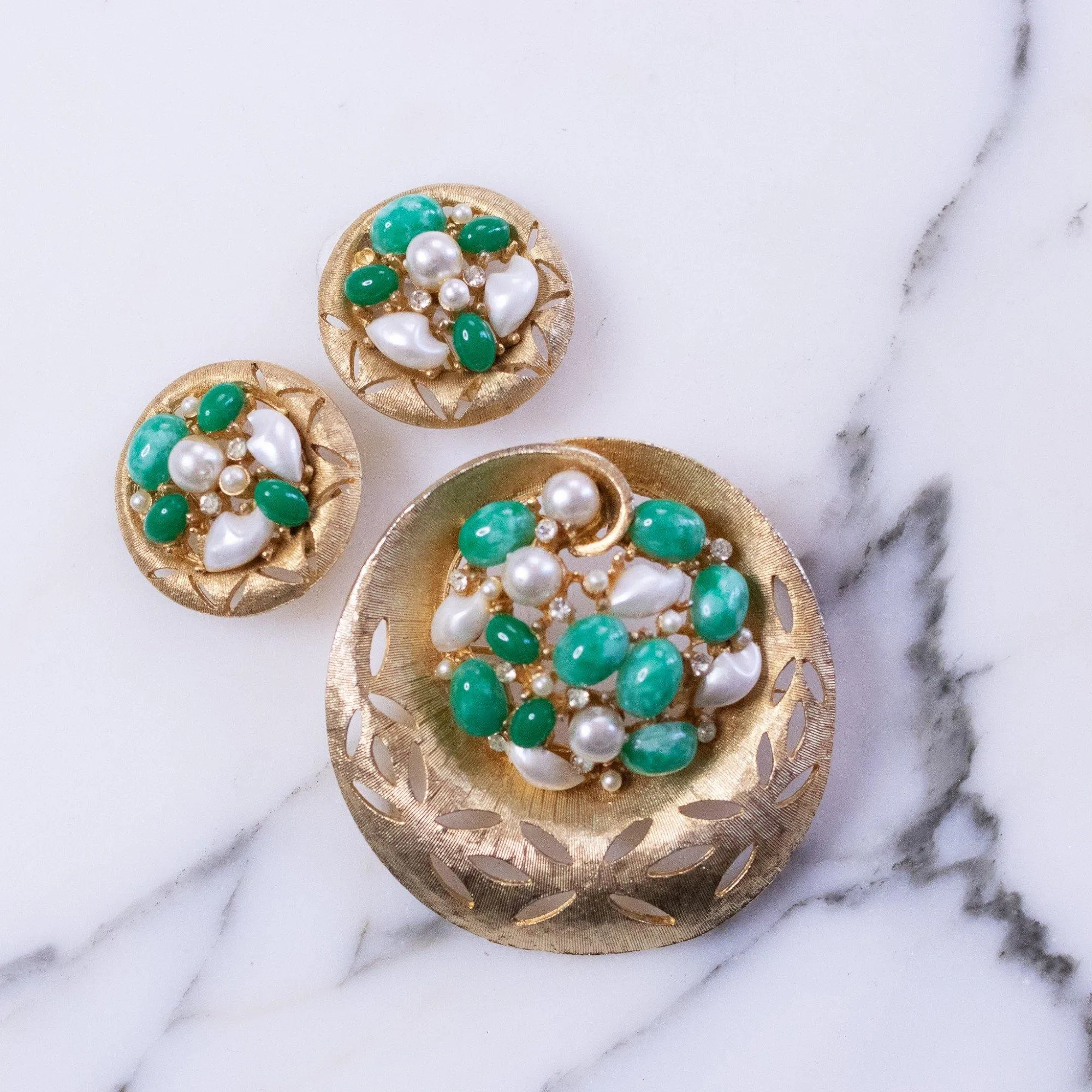 Vintage BSK Jade Lucite and Faux Pearl Medallion Brooch