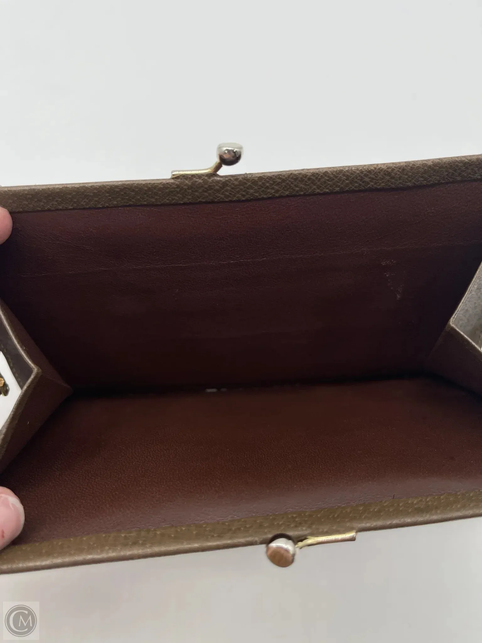 Wallet Luxury Designer By Gucci, Size: Medium