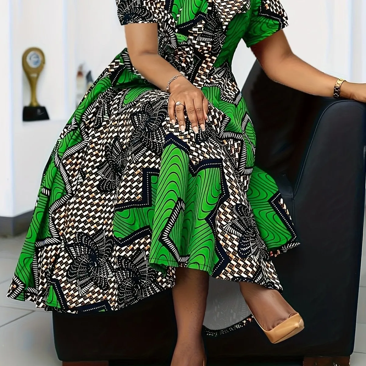 Women's Green and Black Dress